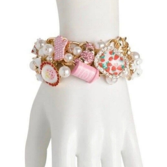 Betsey Johnson babycakes statement - Picture 2 of 7